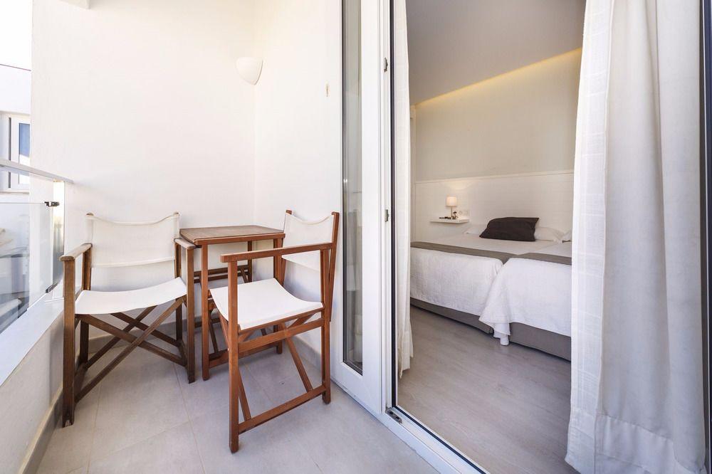 Hostal La Palma Fornells  Exterior photo