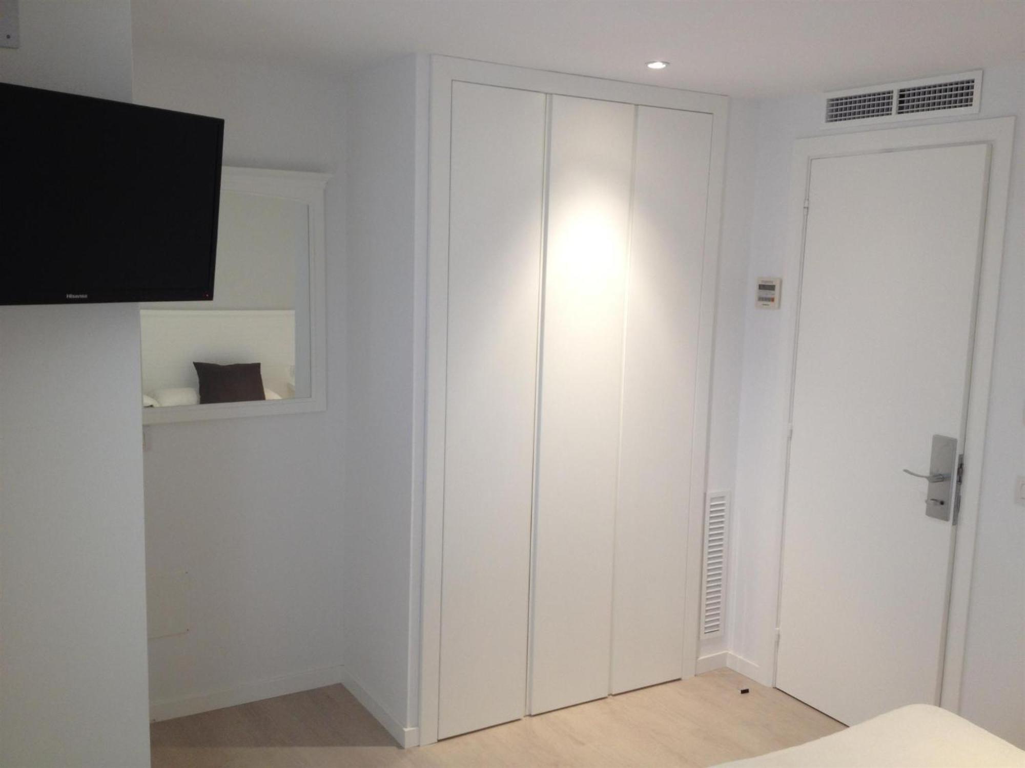 Hostal La Palma Fornells  Room photo