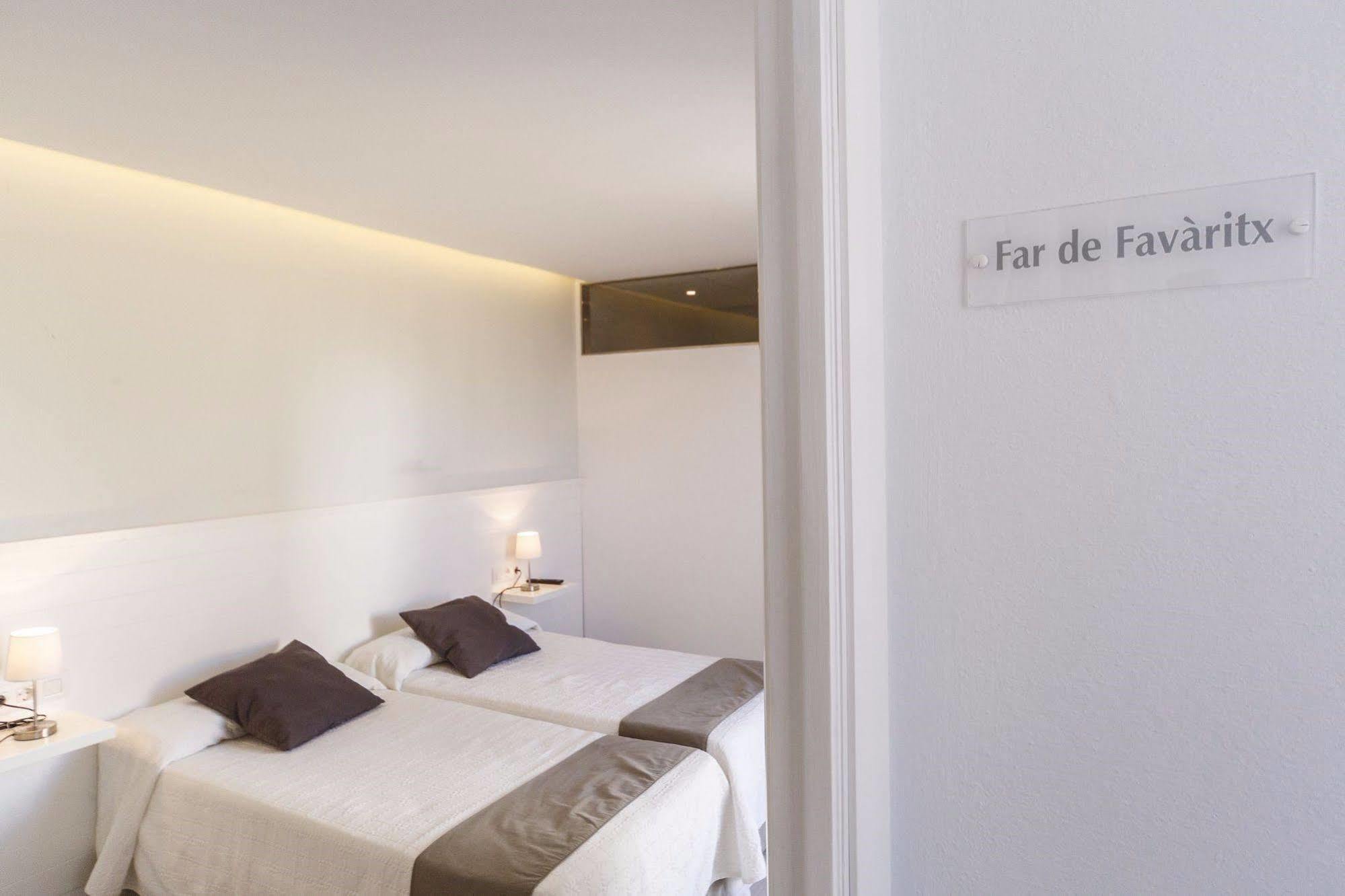 Hostal La Palma Fornells  Exterior photo